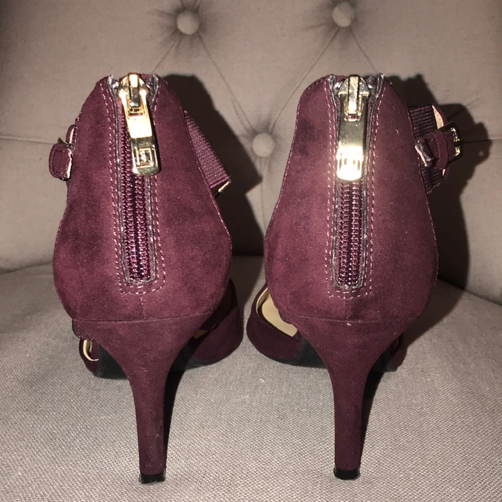 Liz Claiborne Heels Great Condition
